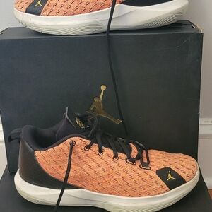 Jordan CP3.XII Multi-Color Metallic Gold